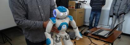 Информационна среща с демонстрация на роботи